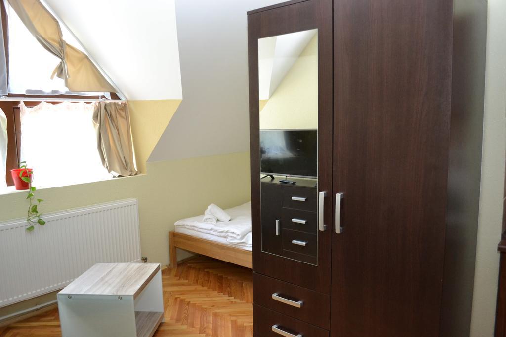 Ezuestfenyo Hotel Telkibánya Екстериор снимка