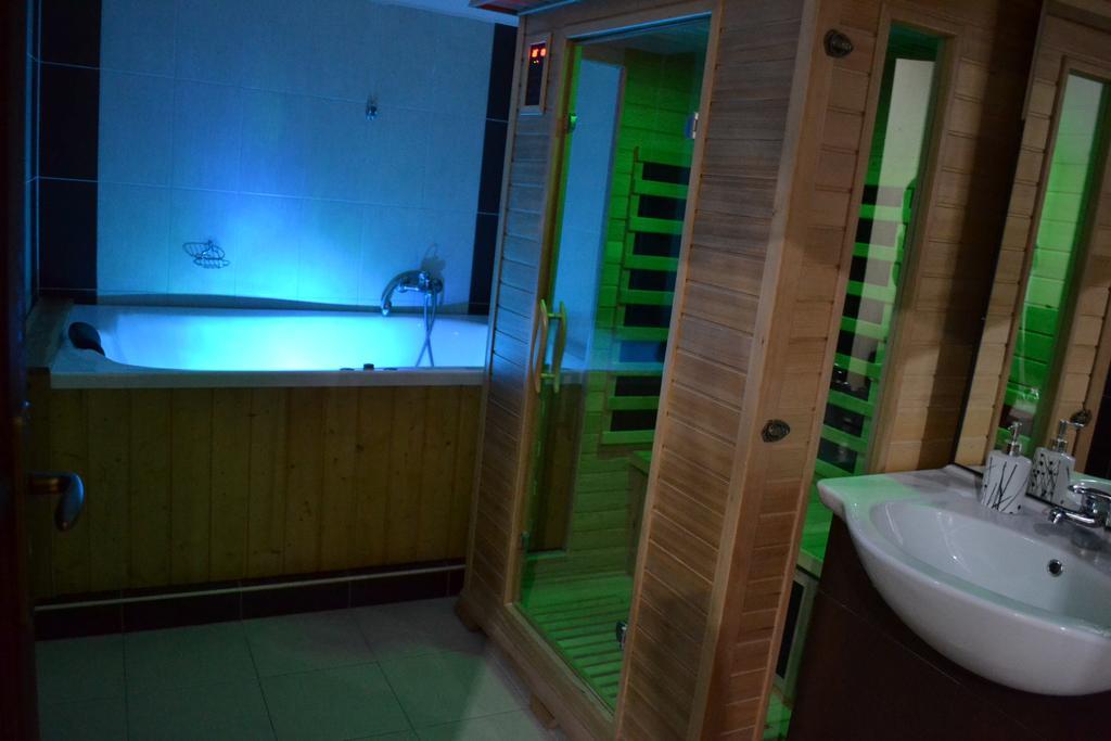 Ezuestfenyo Hotel Telkibánya Екстериор снимка
