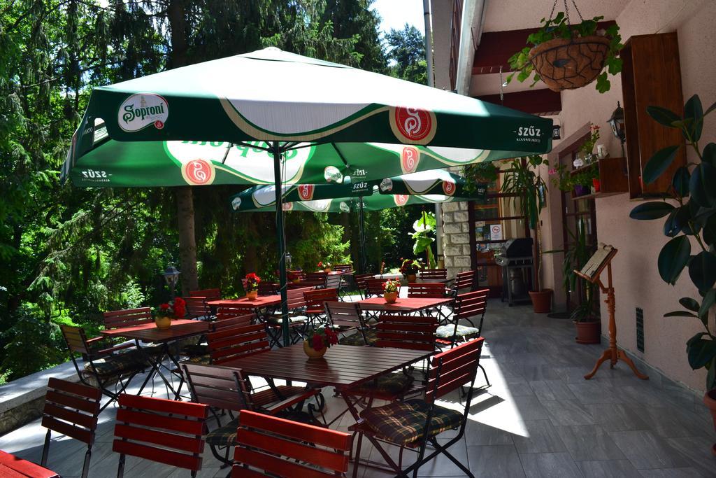 Ezuestfenyo Hotel Telkibánya Екстериор снимка