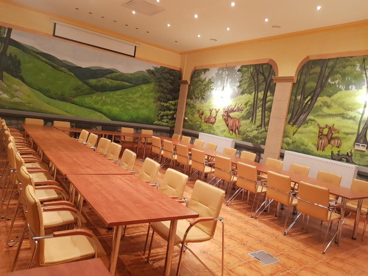 Ezuestfenyo Hotel Telkibánya Екстериор снимка
